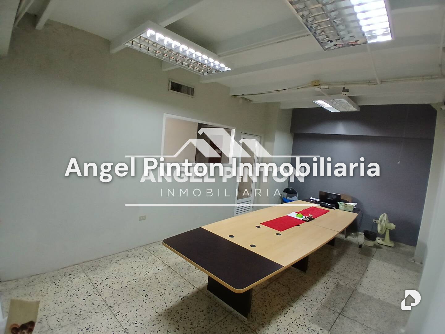 Oficina en Tierra Negra, Maracaibo – 1