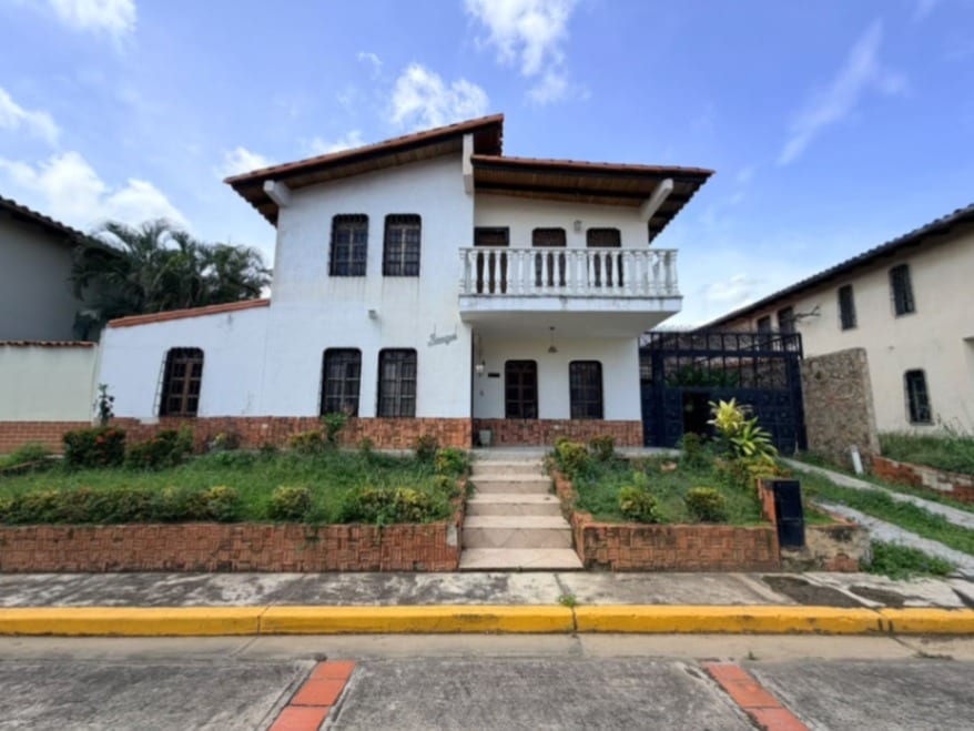 Casa en Urb El Bosque, Cabudare - 1