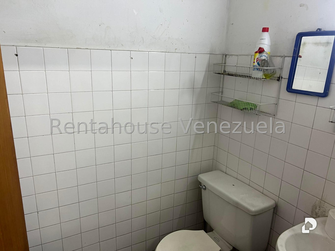 Local comercial en Parroquia La Candelaria, Caracas