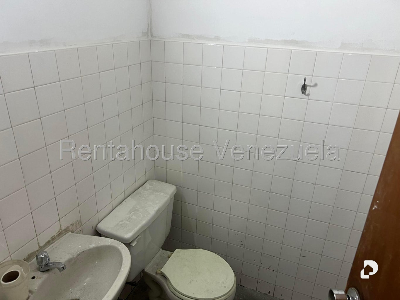 Local comercial en Parroquia La Candelaria, Caracas