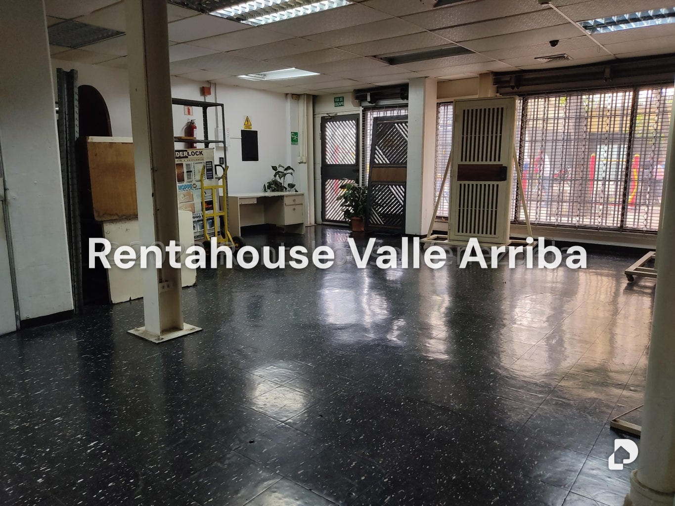 Local comercial en Parroquia Altagracia, Caracas – 3
