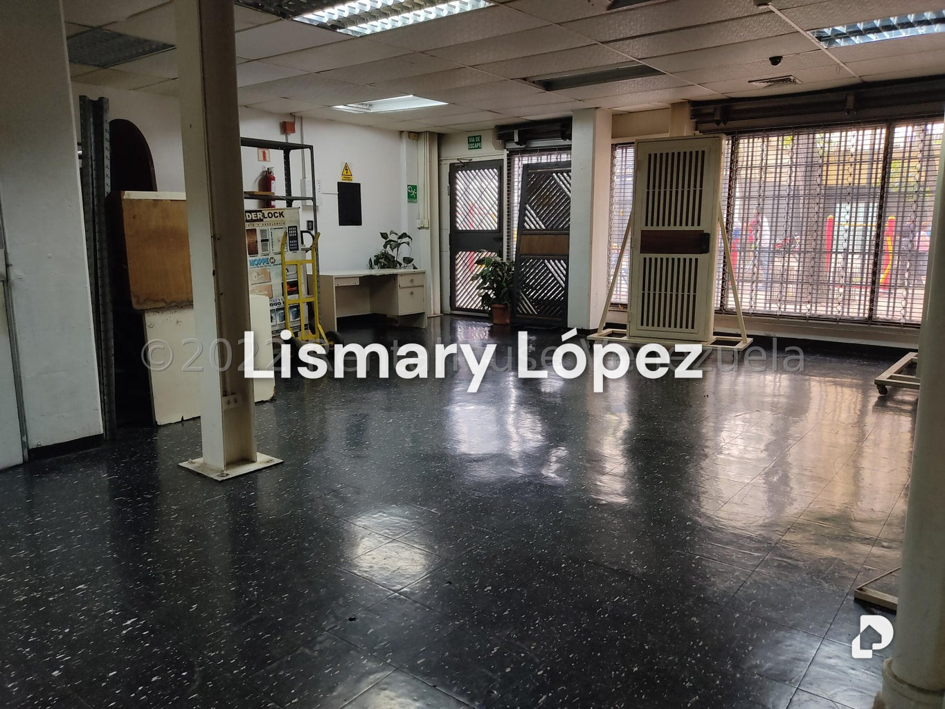Local comercial en Parroquia Altagracia, Caracas – 3