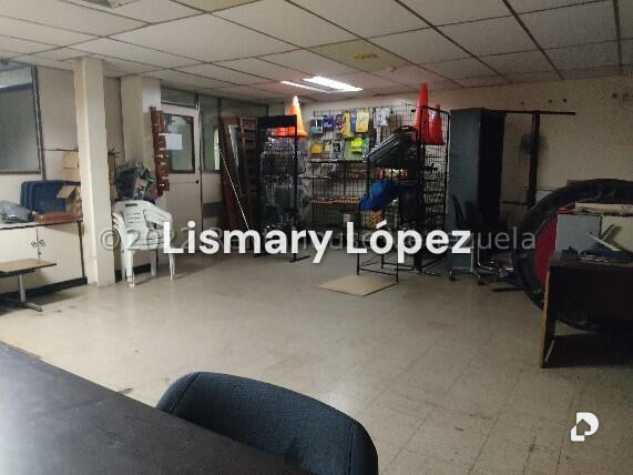 Local comercial en Parroquia Altagracia, Caracas – 15