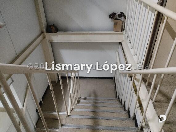 Local comercial en Parroquia Altagracia, Caracas – 16