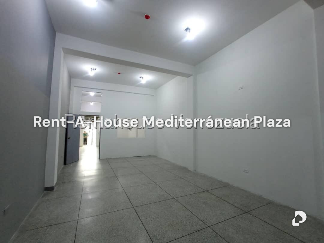 Local comercial en Centro, Guacara – 2