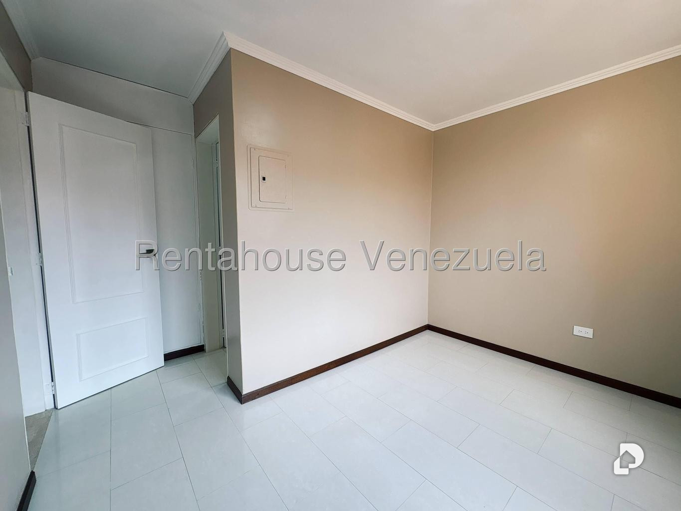 Apartment in Colinas de La Tahona, Caracas – 10