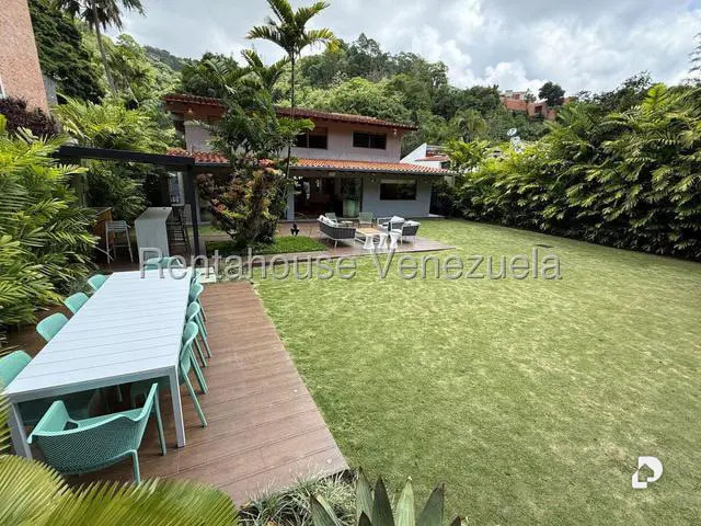 Casa en Colinas de Tamanaco, Caracas – 2