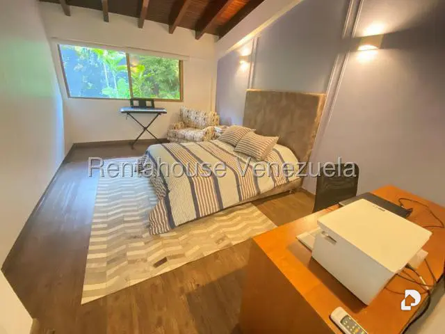 Casa en Colinas de Tamanaco, Caracas – 11