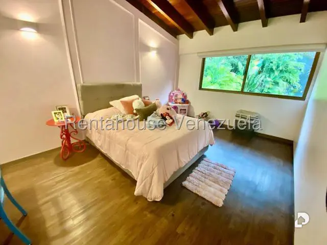 Casa en Colinas de Tamanaco, Caracas – 14