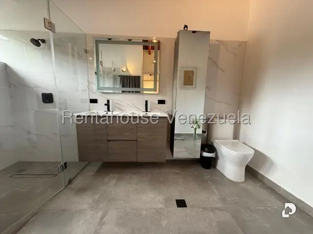 Casa en Colinas de Tamanaco, Caracas – 10