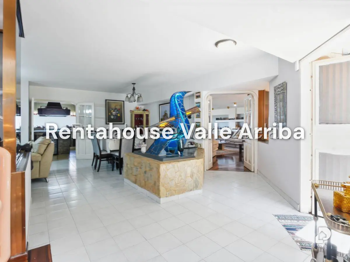 Casa en Cerro Verde, Caracas – 8