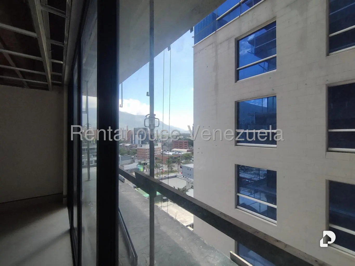 Apartamento en Las Mercedes, Caracas – 9