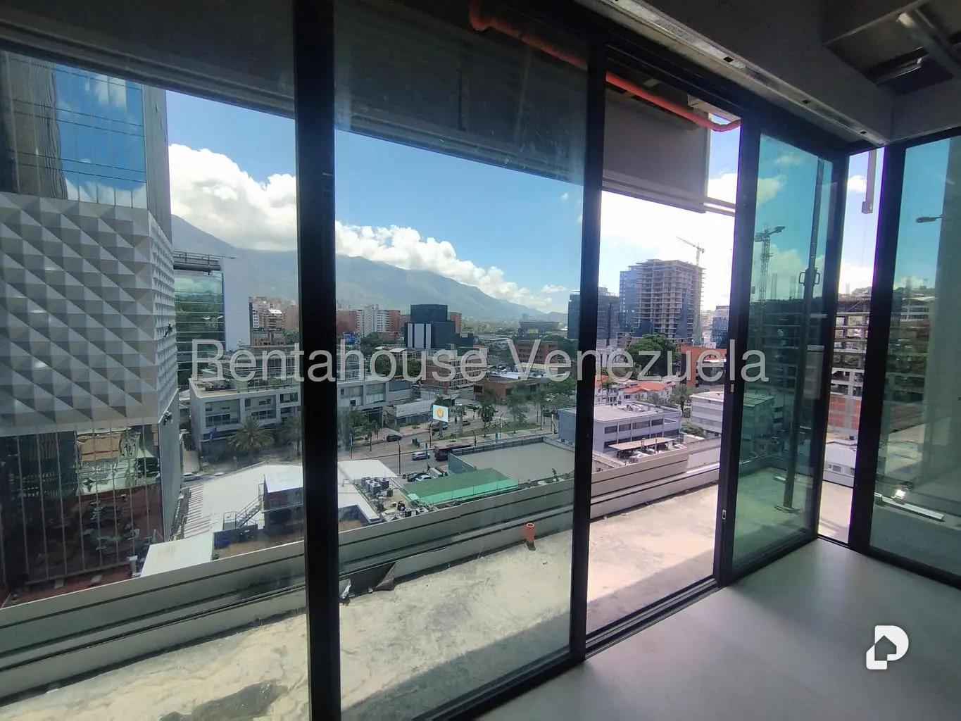 Apartamento en Las Mercedes, Caracas – 5