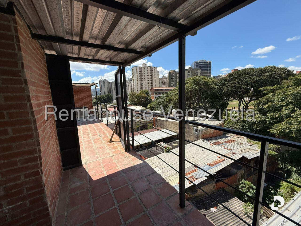 Galpón en Boleíta Sur, Caracas – 15