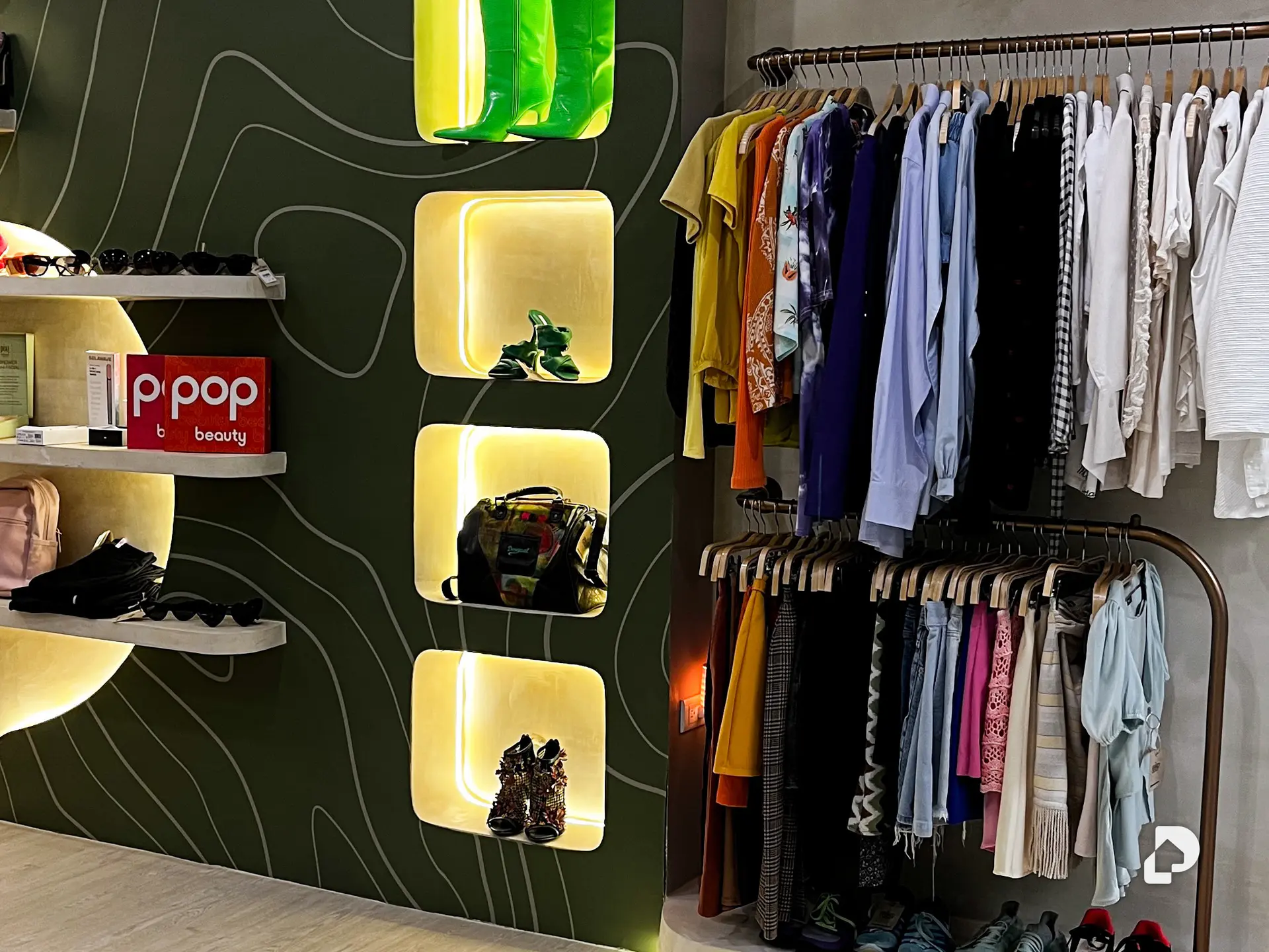 Local comercial en Valencia – 2