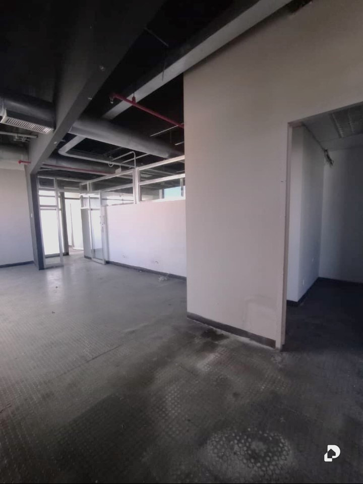 Office in Prados del Este, Caracas – 17