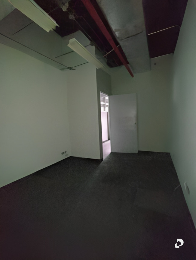 Office in Prados del Este, Caracas – 15