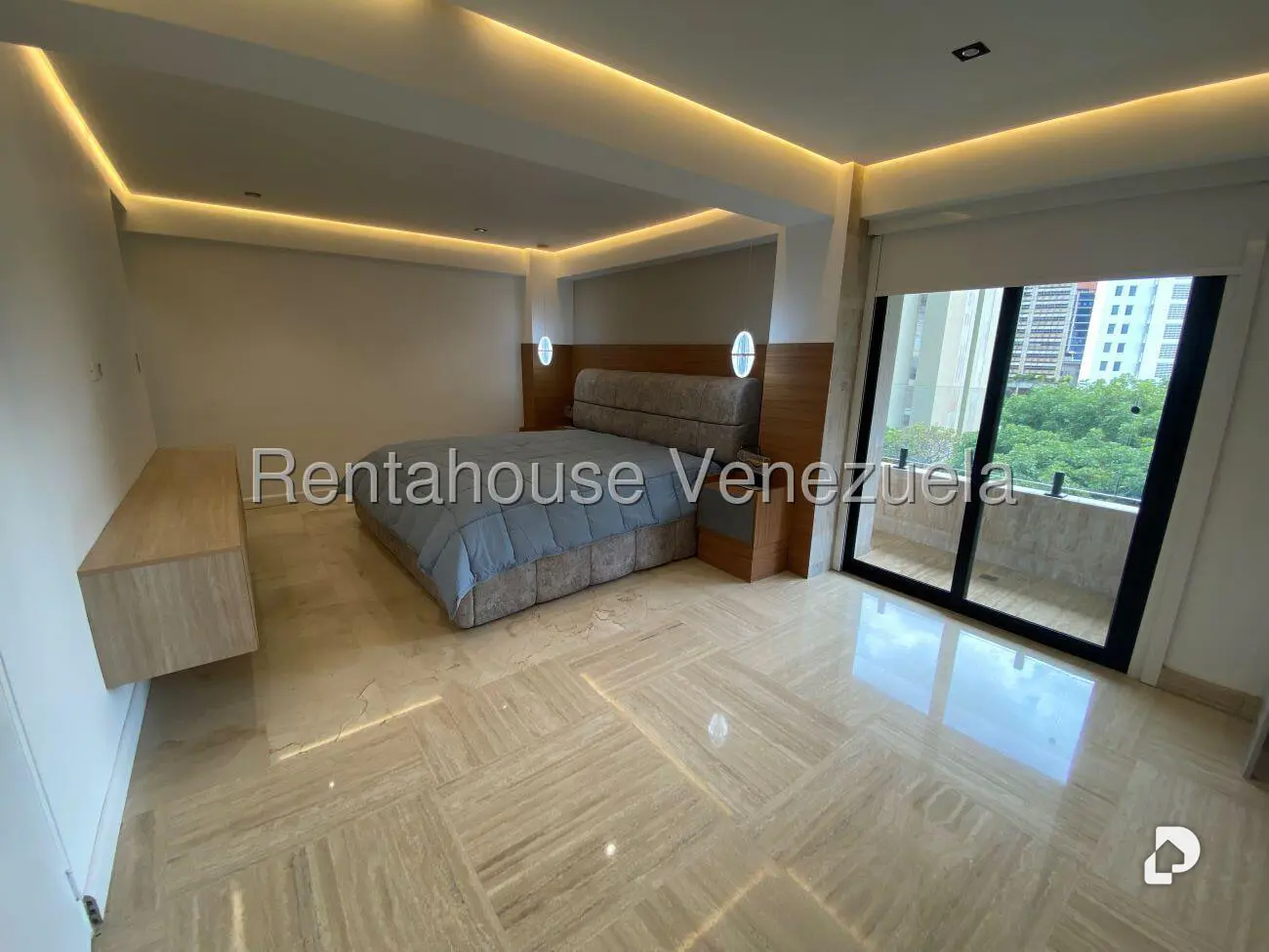 Apartamento en Altamira, Caracas – 17