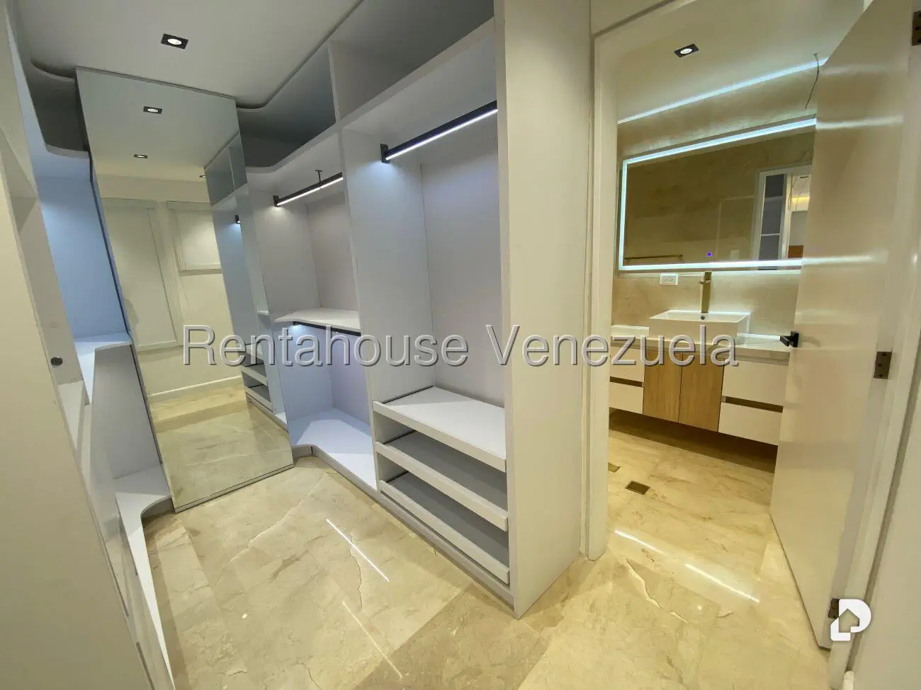 Apartamento en Altamira, Caracas – 21