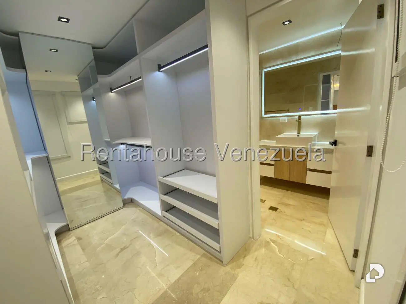 Apartamento en Altamira, Caracas – 20