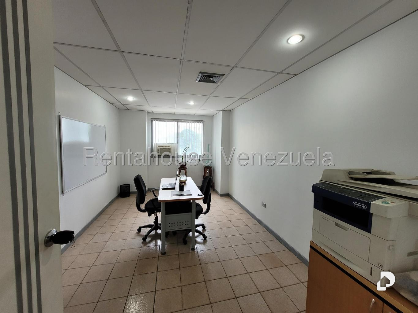 Local comercial en Parroquia La Candelaria, Caracas – 8