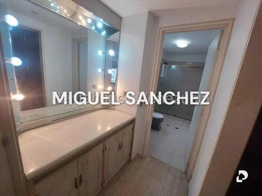 Apartamento en Los Naranjos (del Cafetal), Caracas – 21