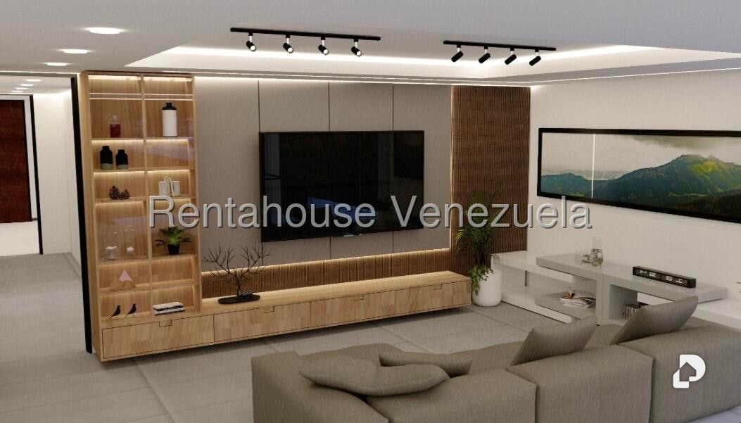 Land in La Floresta, Caracas – 26