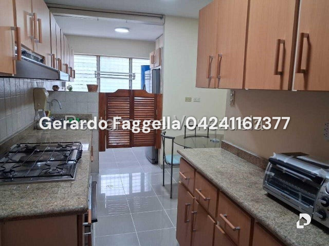 Apartamento en La Urbina, Caracas – 7