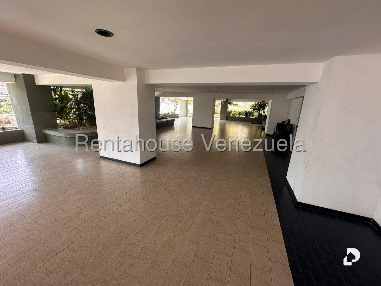 Apartamento en Terrazas de Santa Fe, Caracas – 26