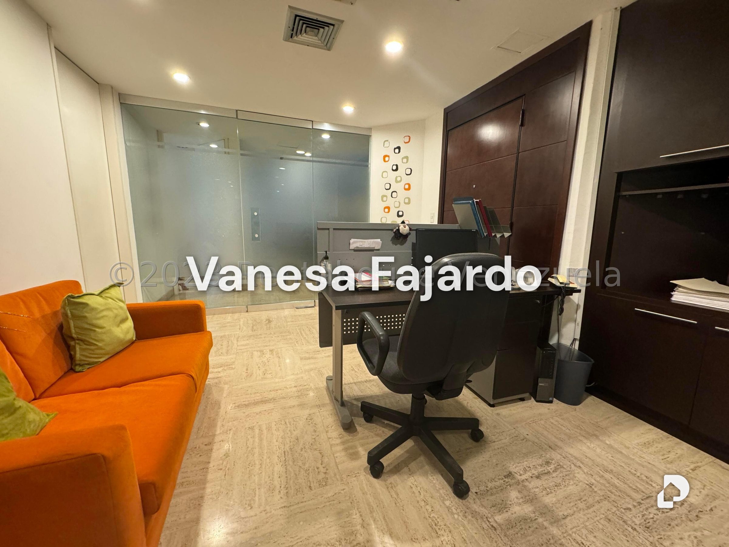 Oficina en Chuao, Caracas – 3