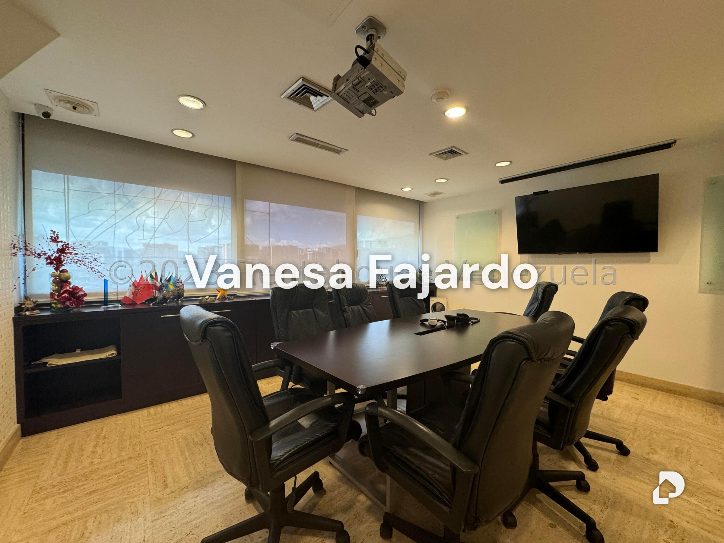 Oficina en Chuao, Caracas – 8