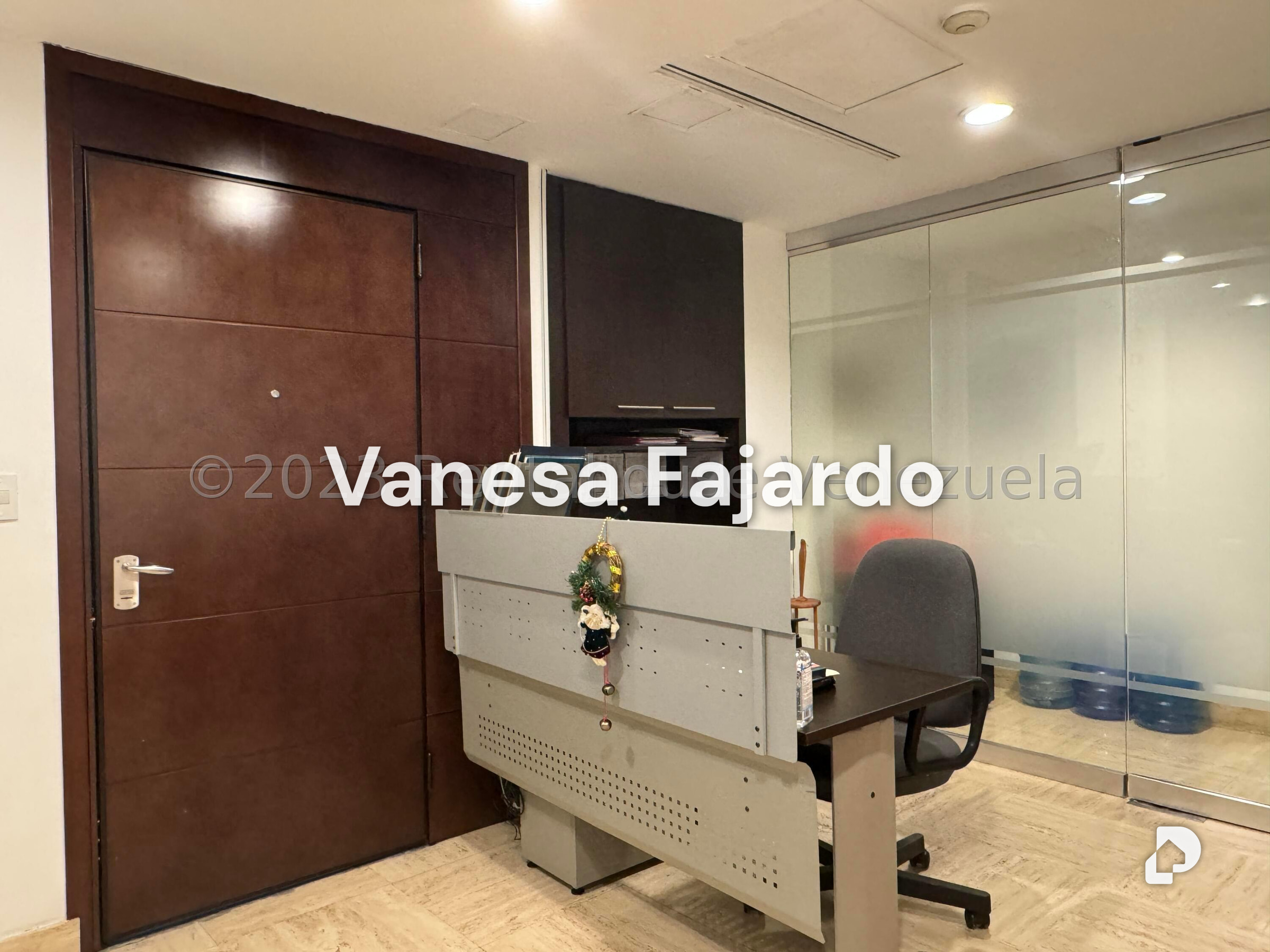 Oficina en Chuao, Caracas – 2