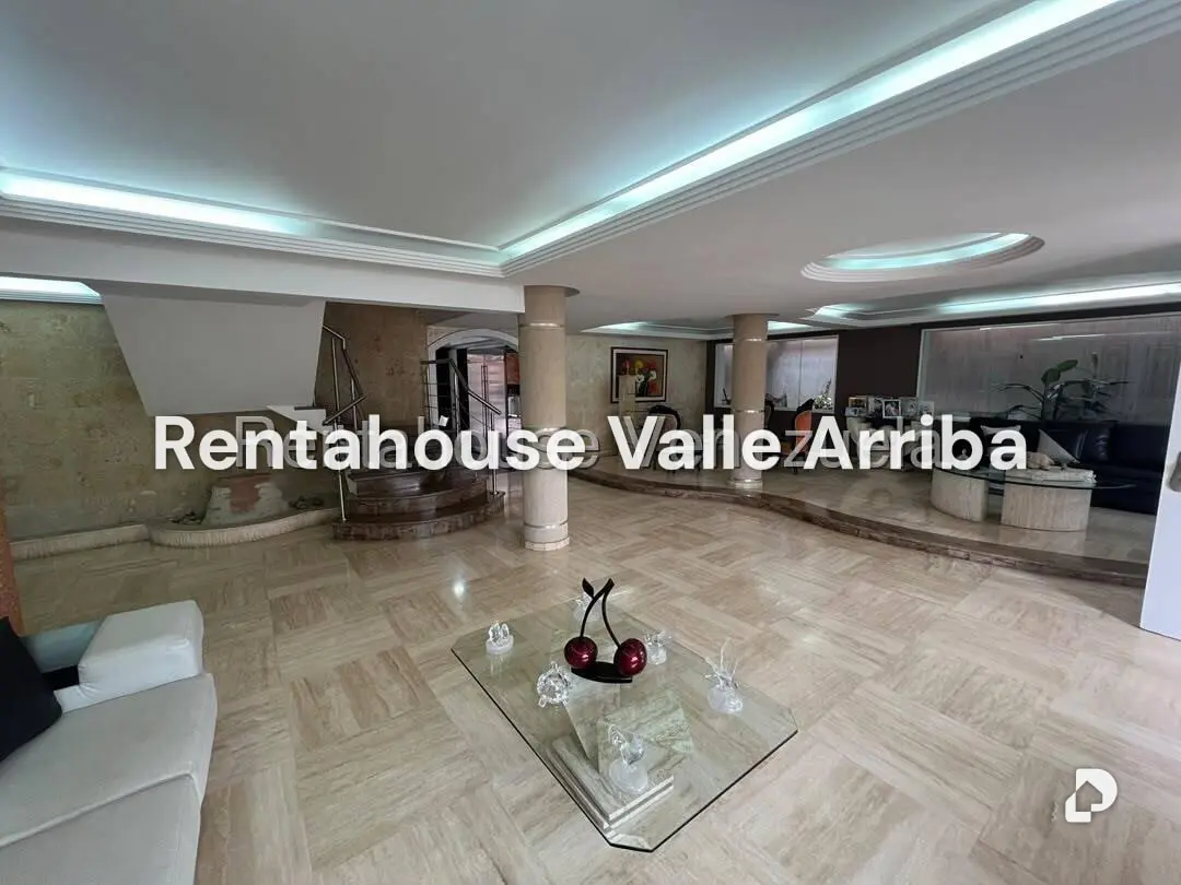 Casa en Colinas de Vista Alegre, Caracas – 11