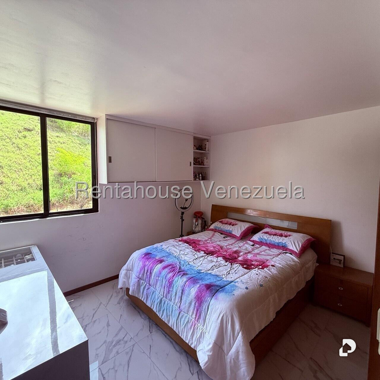 Apartamento en Colinas de La Tahona, Caracas – 25