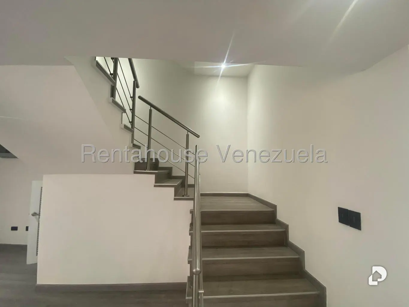 Apartamento en Lomas de La Alameda, Caracas – 9
