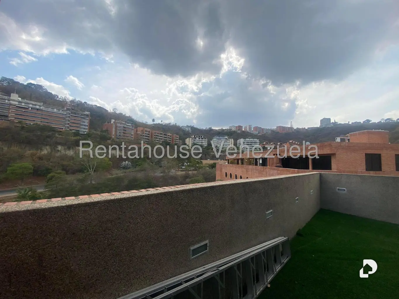 Apartamento en Lomas de La Alameda, Caracas – 19