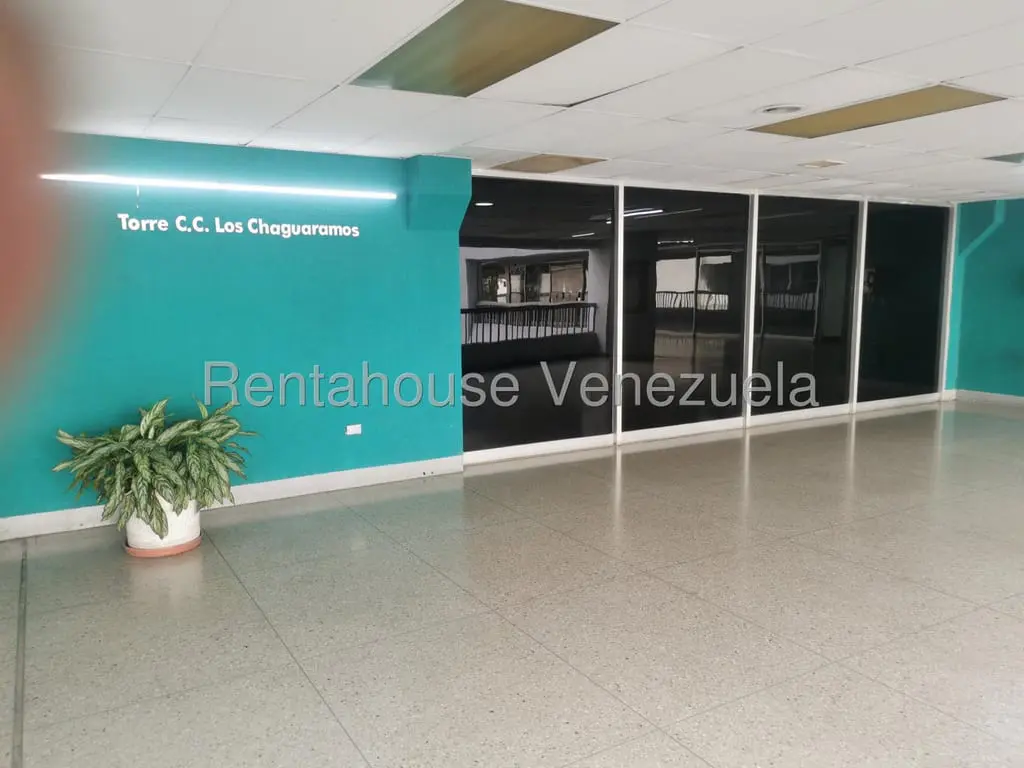 Office in Los Chaguaramos, Caracas - 1