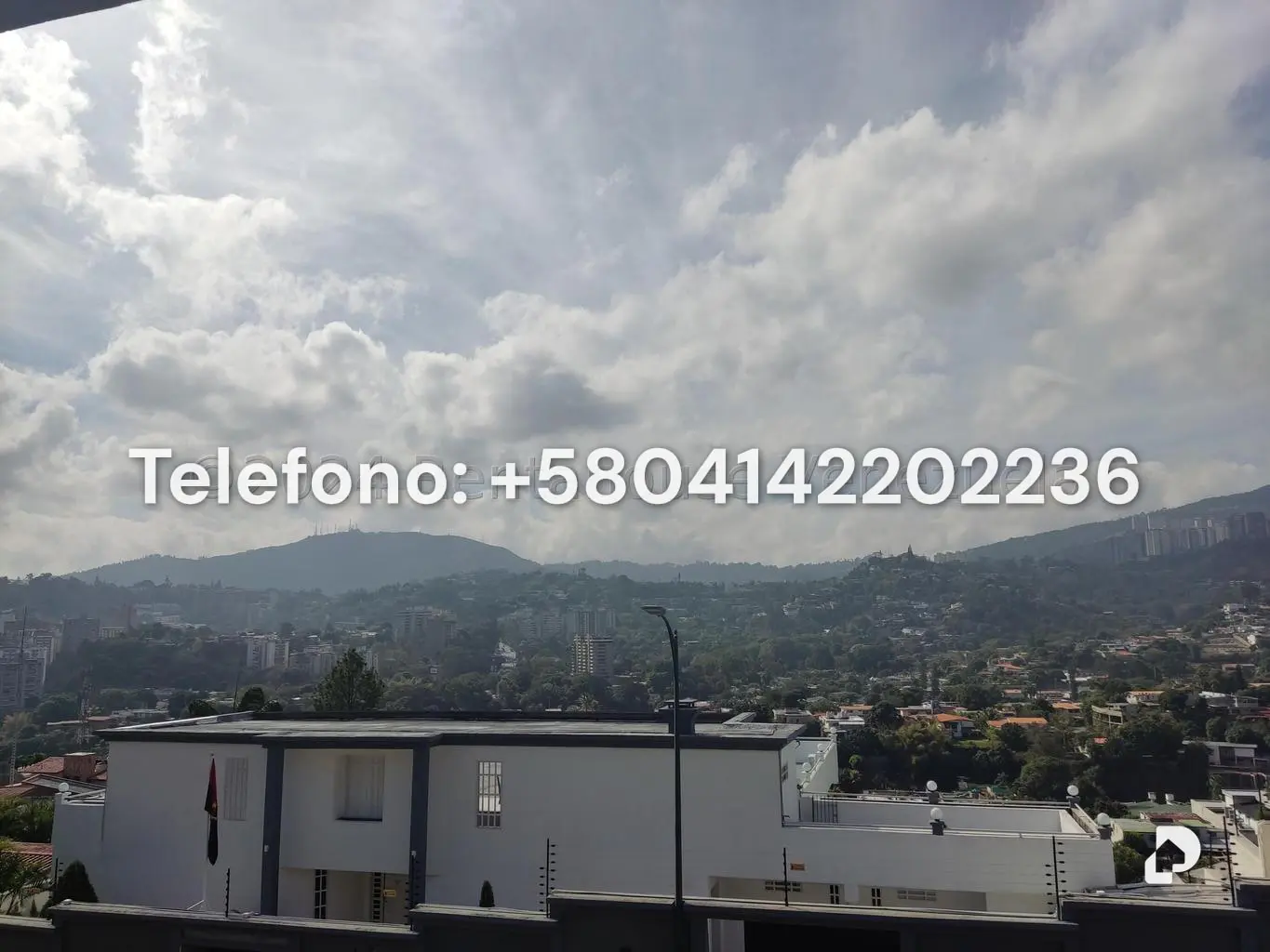 Casa en Prados del Este, Caracas – 31