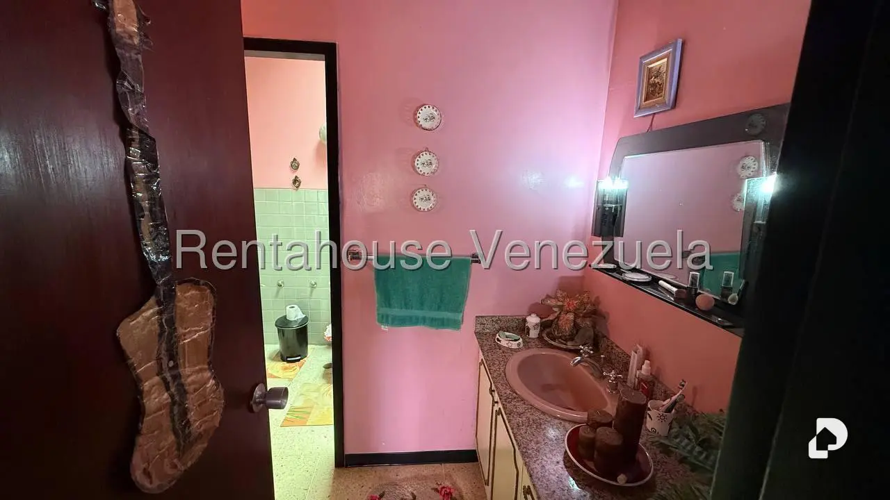 Casa en Los Chorros, Caracas – 18