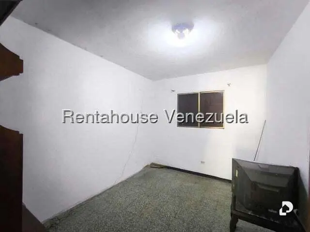 Casa en San Martín, Caracas – 4