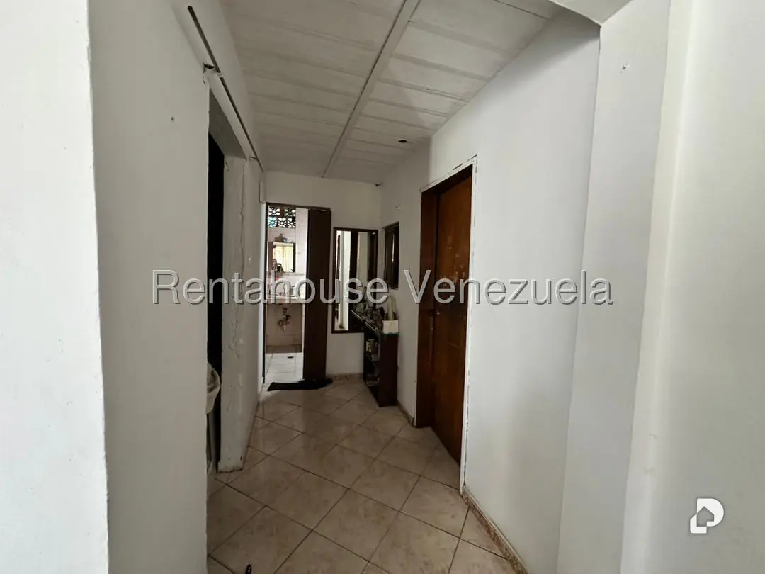 Casa en San Martín, Caracas – 6