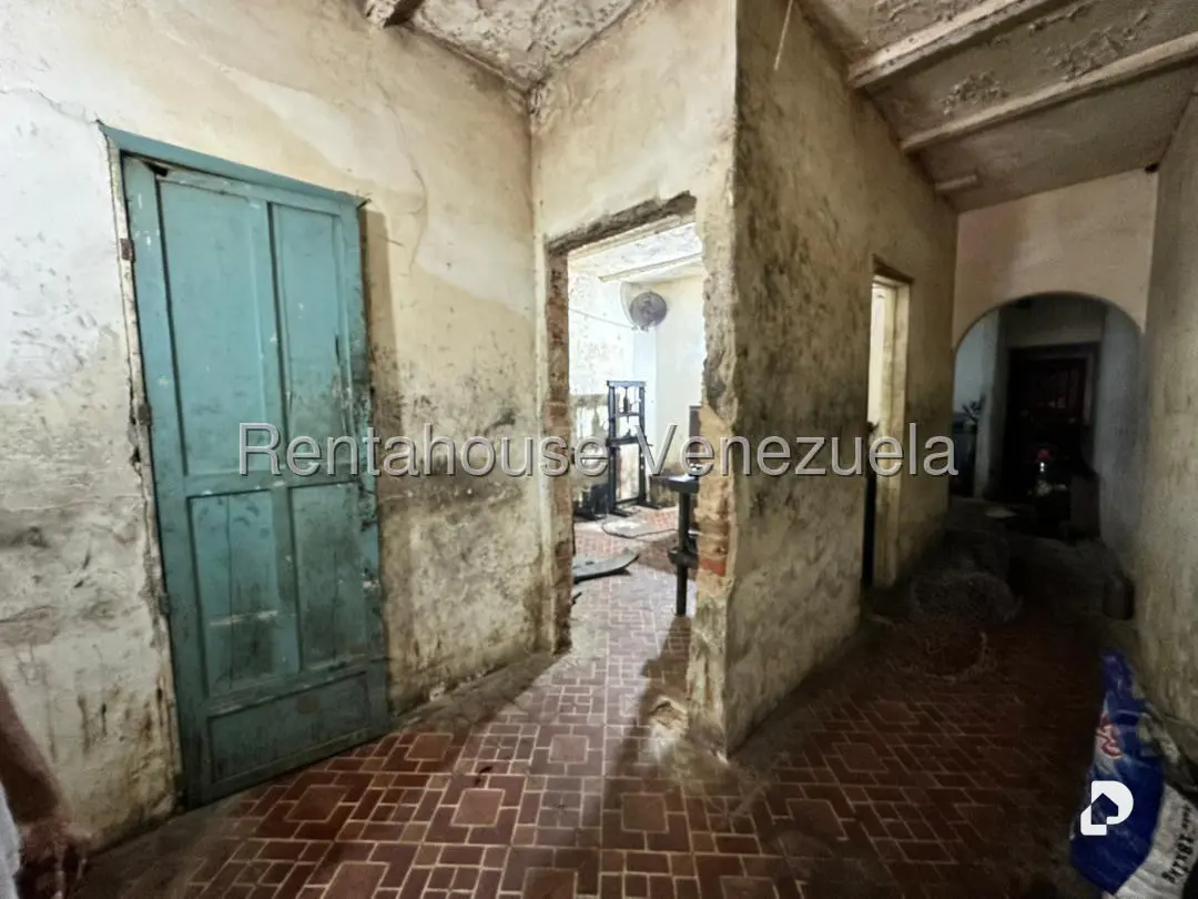 Casa en San Martín, Caracas – 29