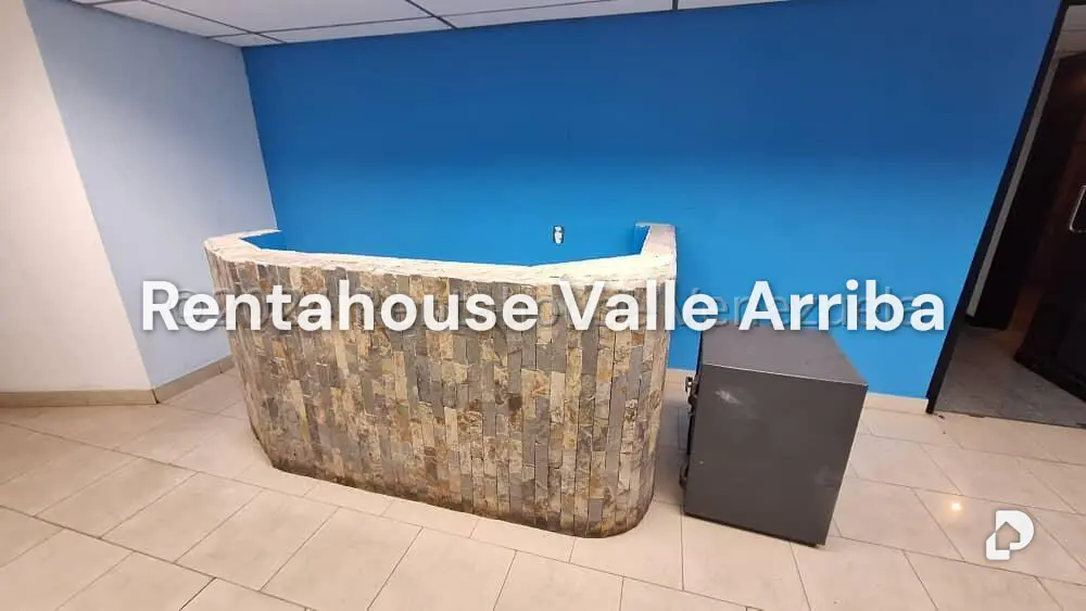 Local comercial en La Urbina, Caracas – 1
