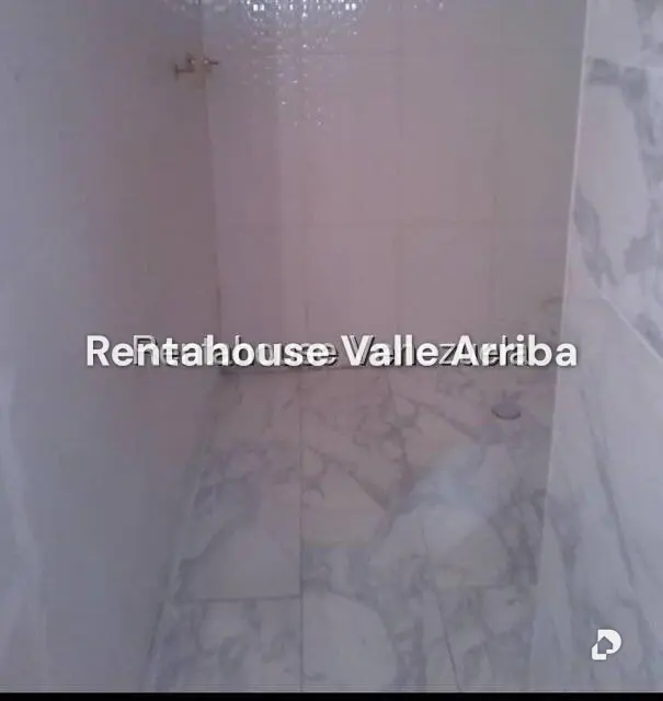 Apartamento en Los Naranjos Humboldt, Caracas – 12