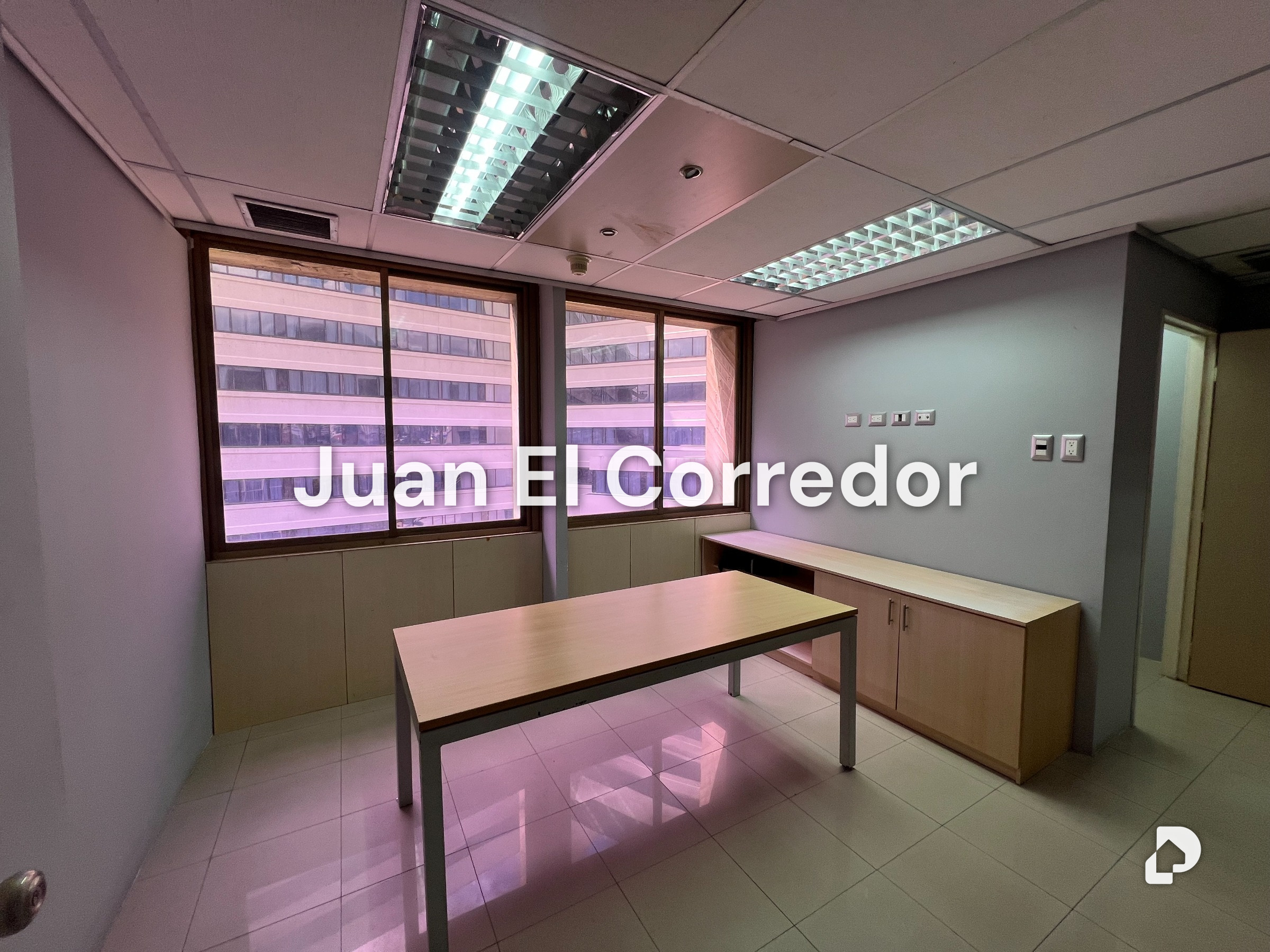 Oficina en Chuao, Caracas – 8