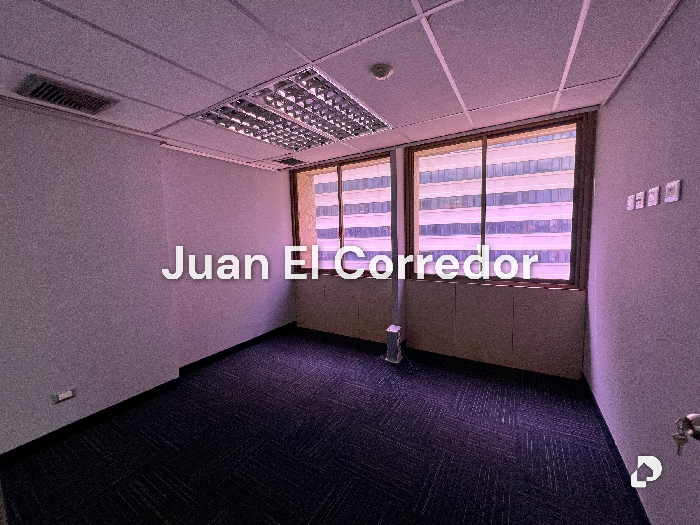 Oficina en Chuao, Caracas – 12
