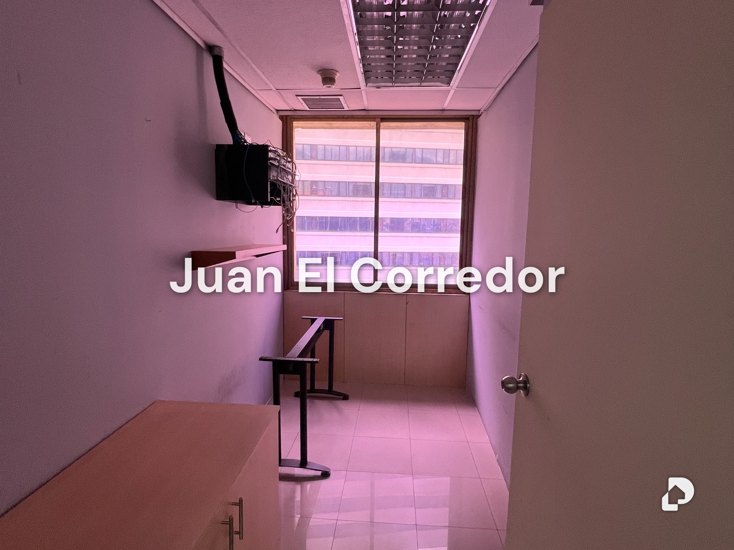 Oficina en Chuao, Caracas – 11