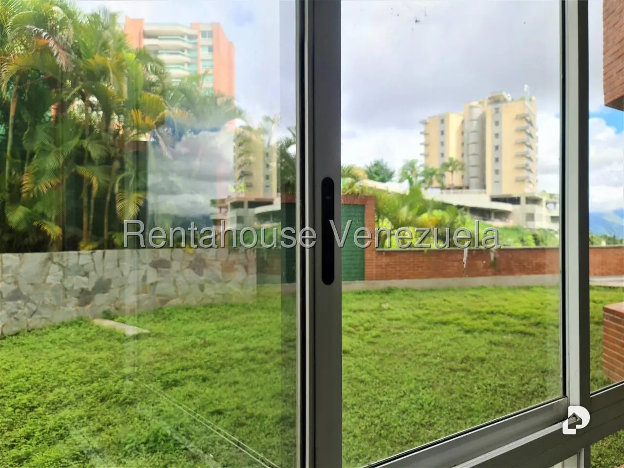 Apartamento en Colinas de Valle Arriba / Mirador de Los Campitos, Caracas – 26
