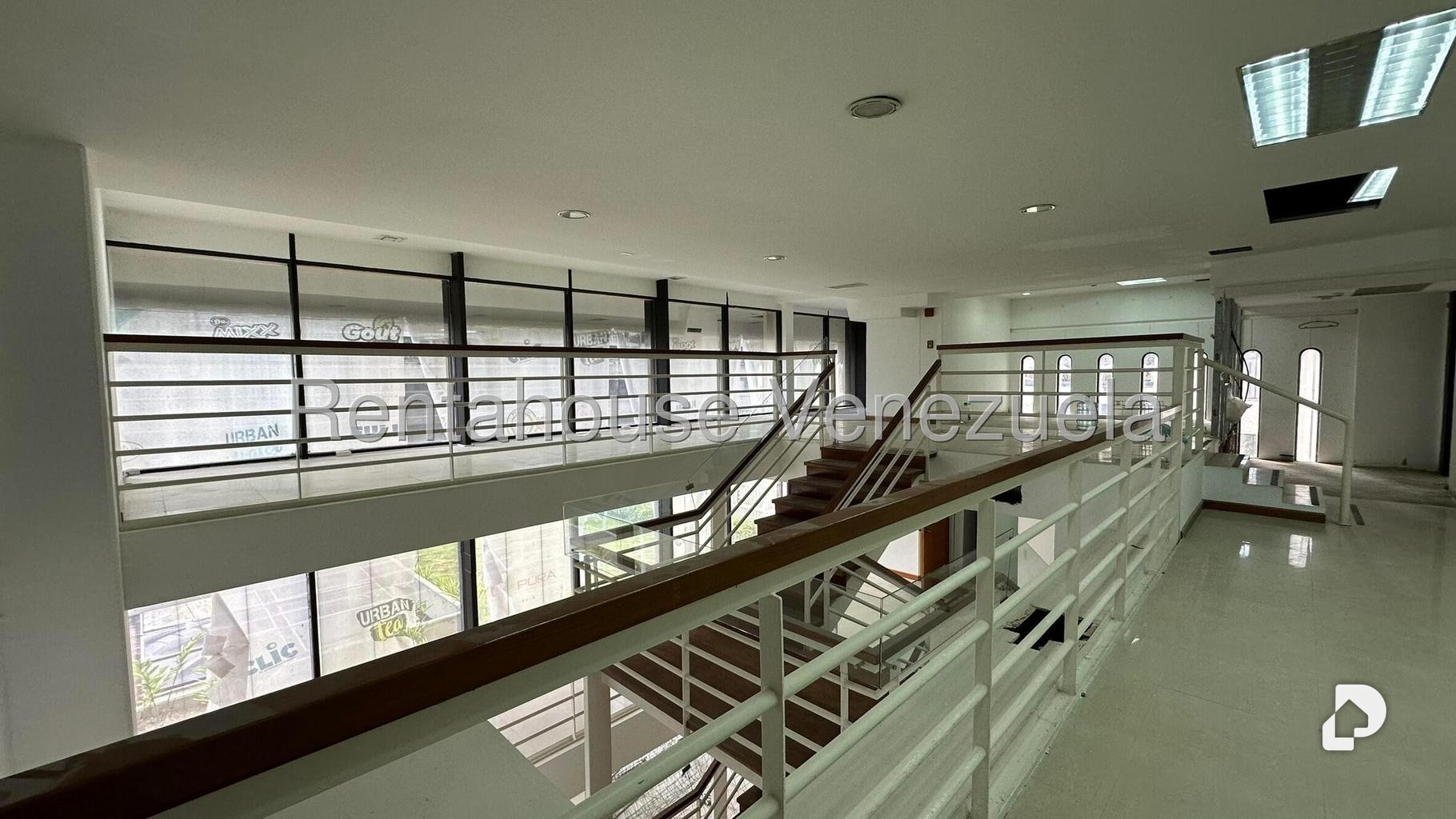 Oficina en Prados del Este, Caracas – 26