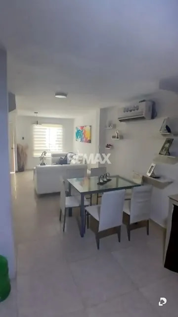 Townhouse in Camino de la Lagunita, Maracaibo – 8